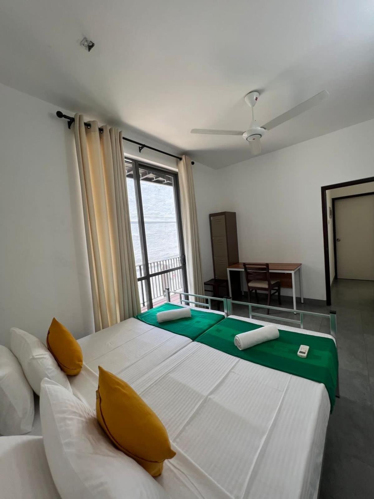 Vibe Hostels Colombo Exteriör bild
